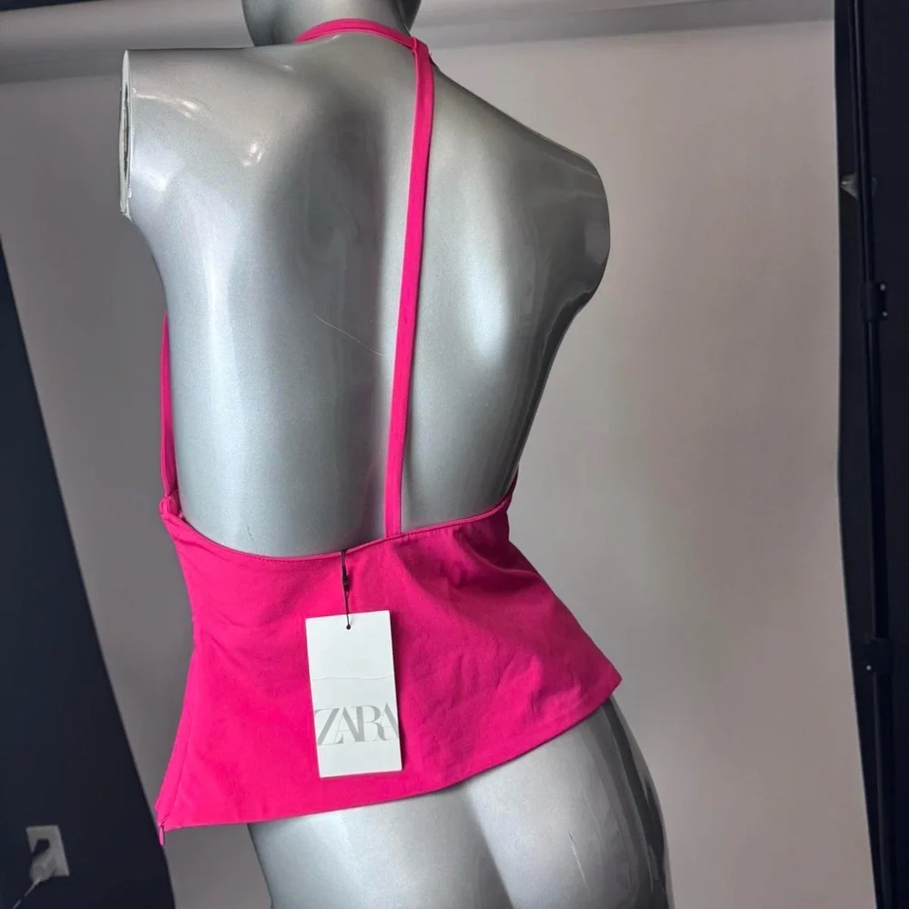 ❌SOLD❌ Zara NWT Pink Floral Halter Top - Picture 4 of 6